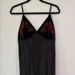 Jones New York Black Dress with Red Embroidery Y2K Gown